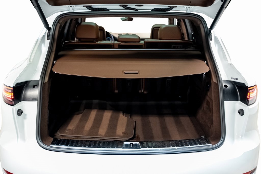 Used 2021 Porsche Cayenne Turbo image 56