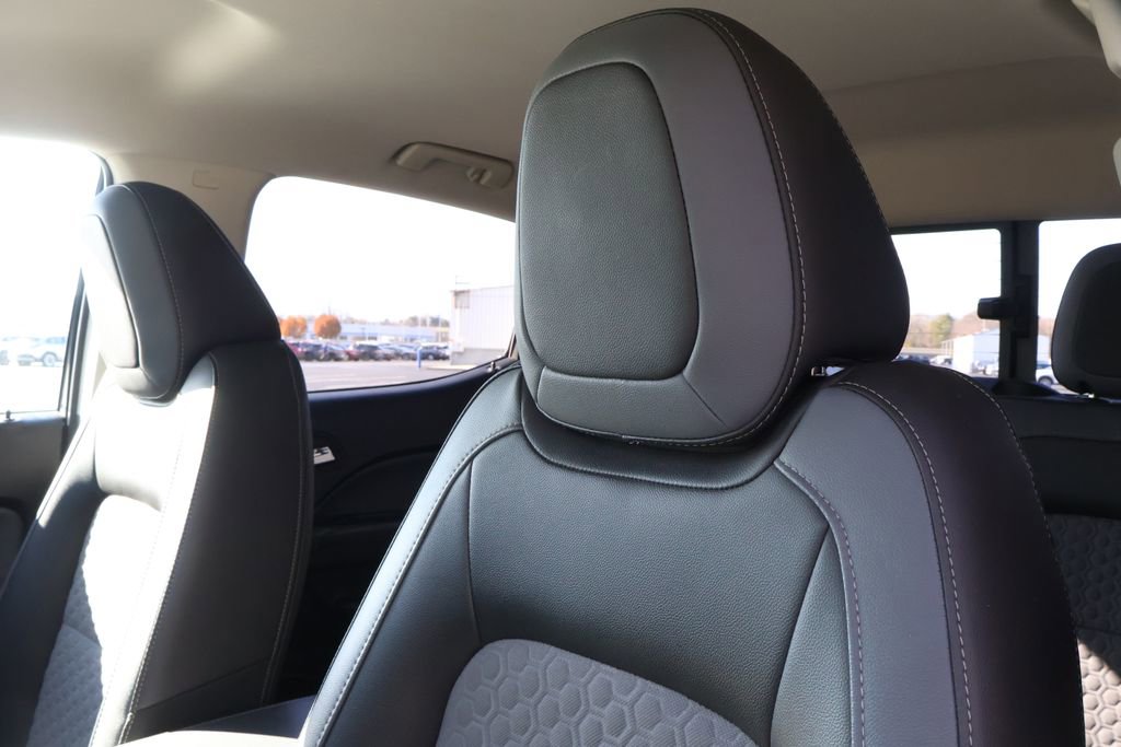 Used 2021 Chevrolet Colorado Z71 image 34