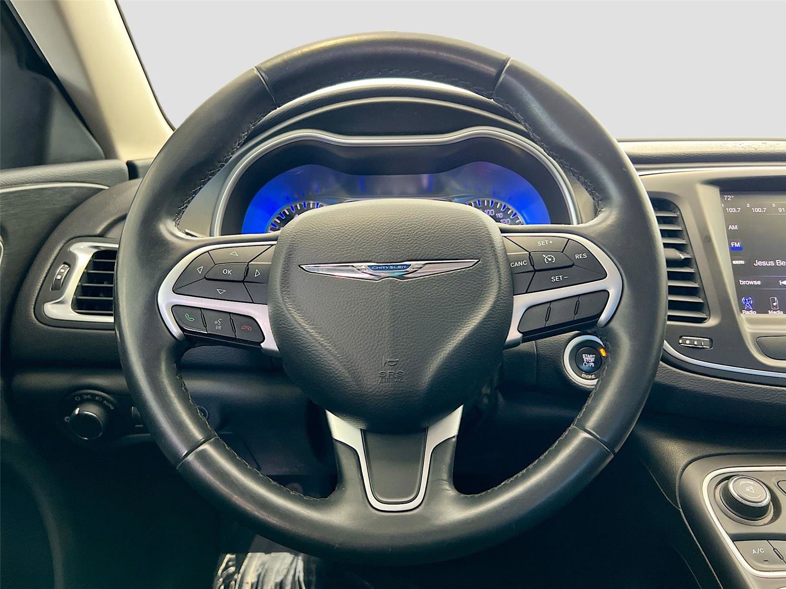 Used 2015 Chrysler 200 Limited w/ Convenience Group FWD image 17