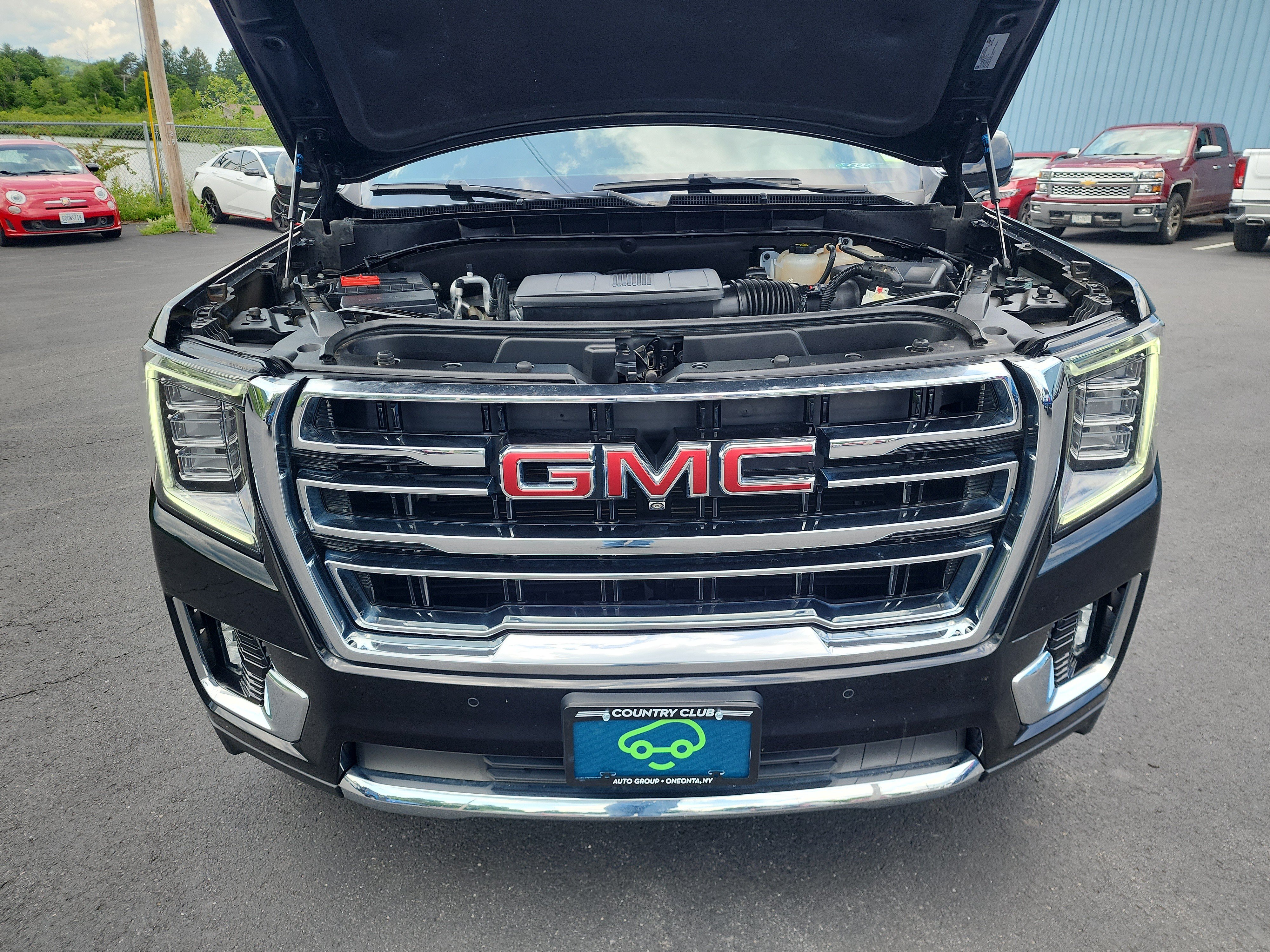 Certified 2024 GMC Yukon XL SLT w/ SLT Luxury Package AWD/4WD image 34