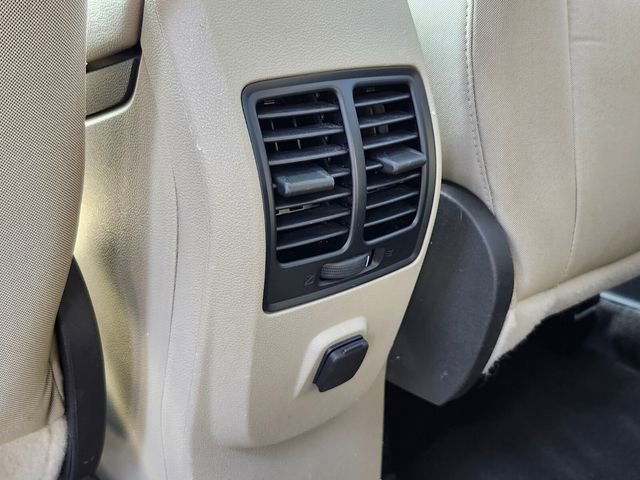 Used 2018 Ford Escape SE image 15