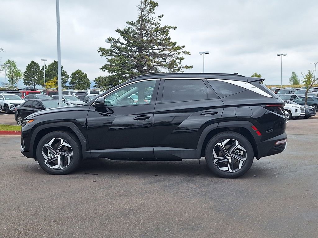 Certified 2023 Hyundai Tucson Limited AWD/4WD image 6