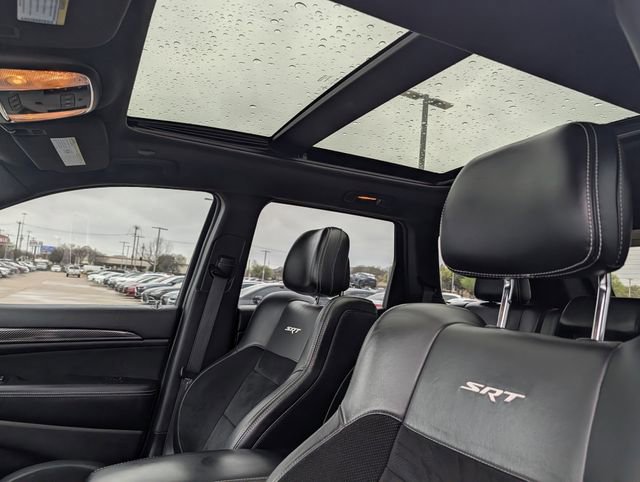 Used 2015 Jeep Grand Cherokee SRT w/ Trailer Tow Group IV image 31