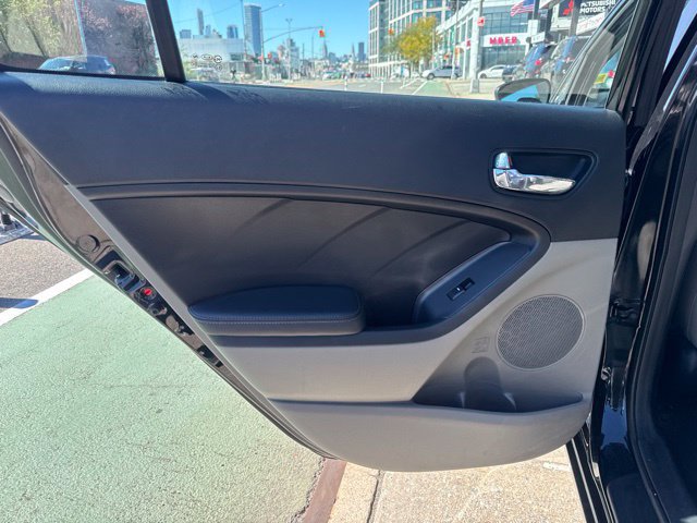 Used 2014 Kia Forte LX FWD image 29