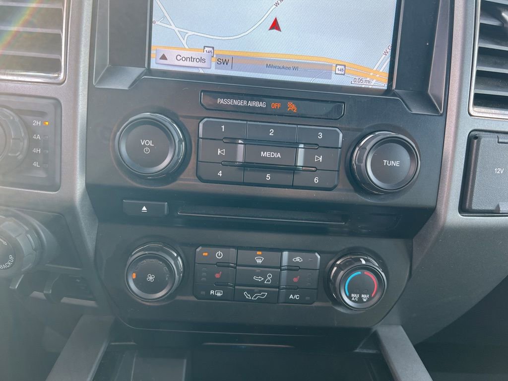 Used 2017 Ford F150 Raptor image 20