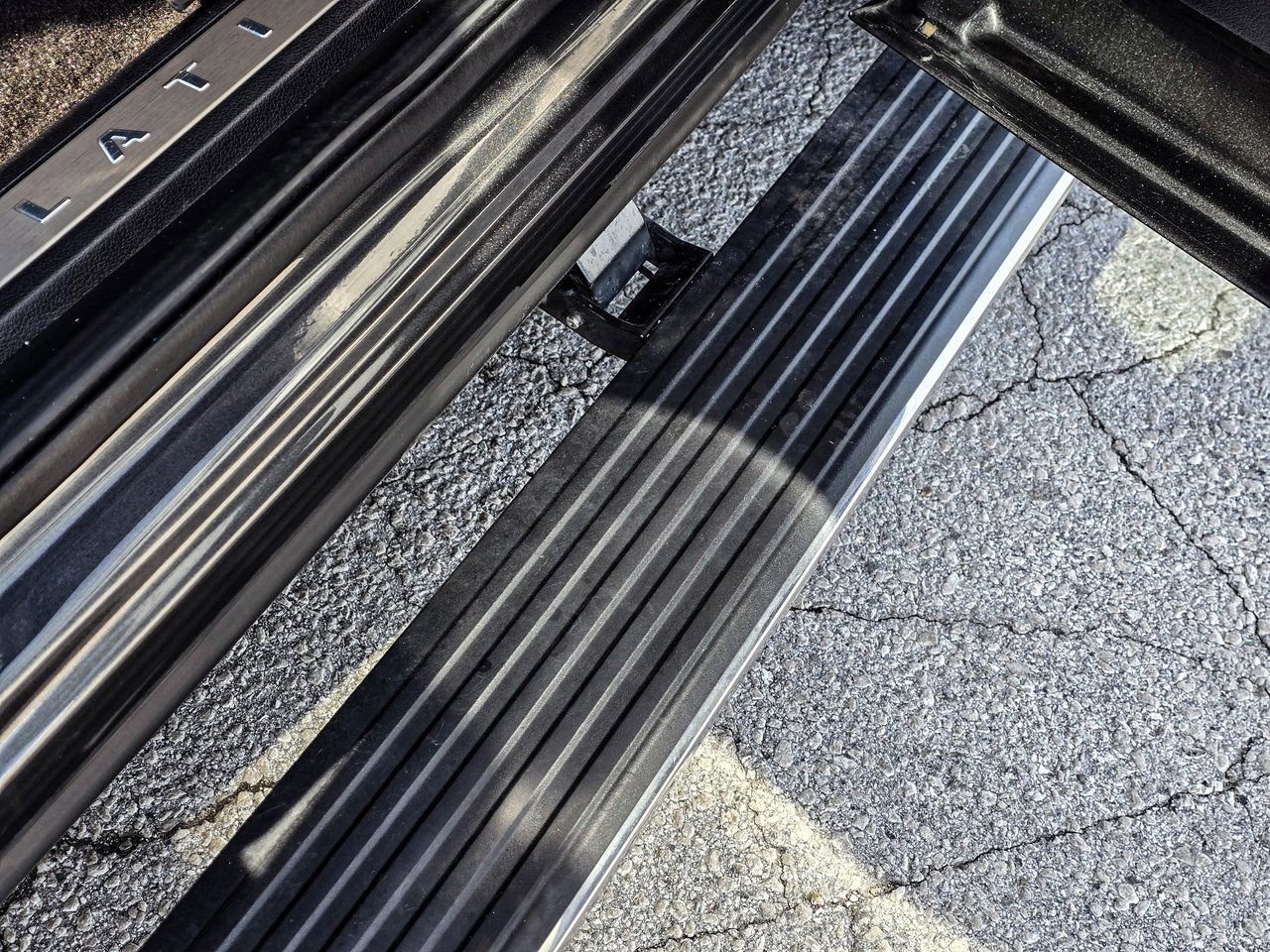 Used 2020 Ford Expedition Platinum image 8