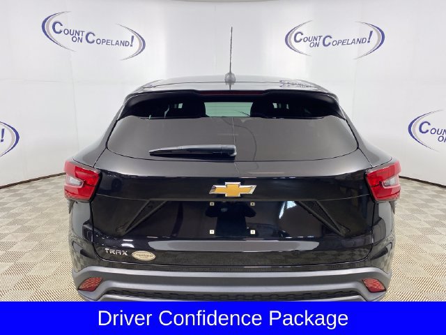 Certified 2024 Chevrolet Trax LS w/ LS Convenience Package FWD image 6