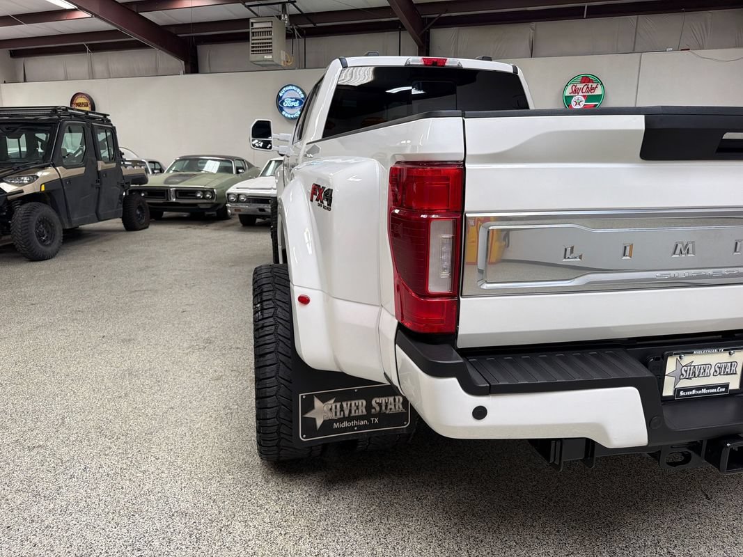 Used 2022 Ford F450 Limited w/ FX4 Off-Road Package AWD/4WD image 14