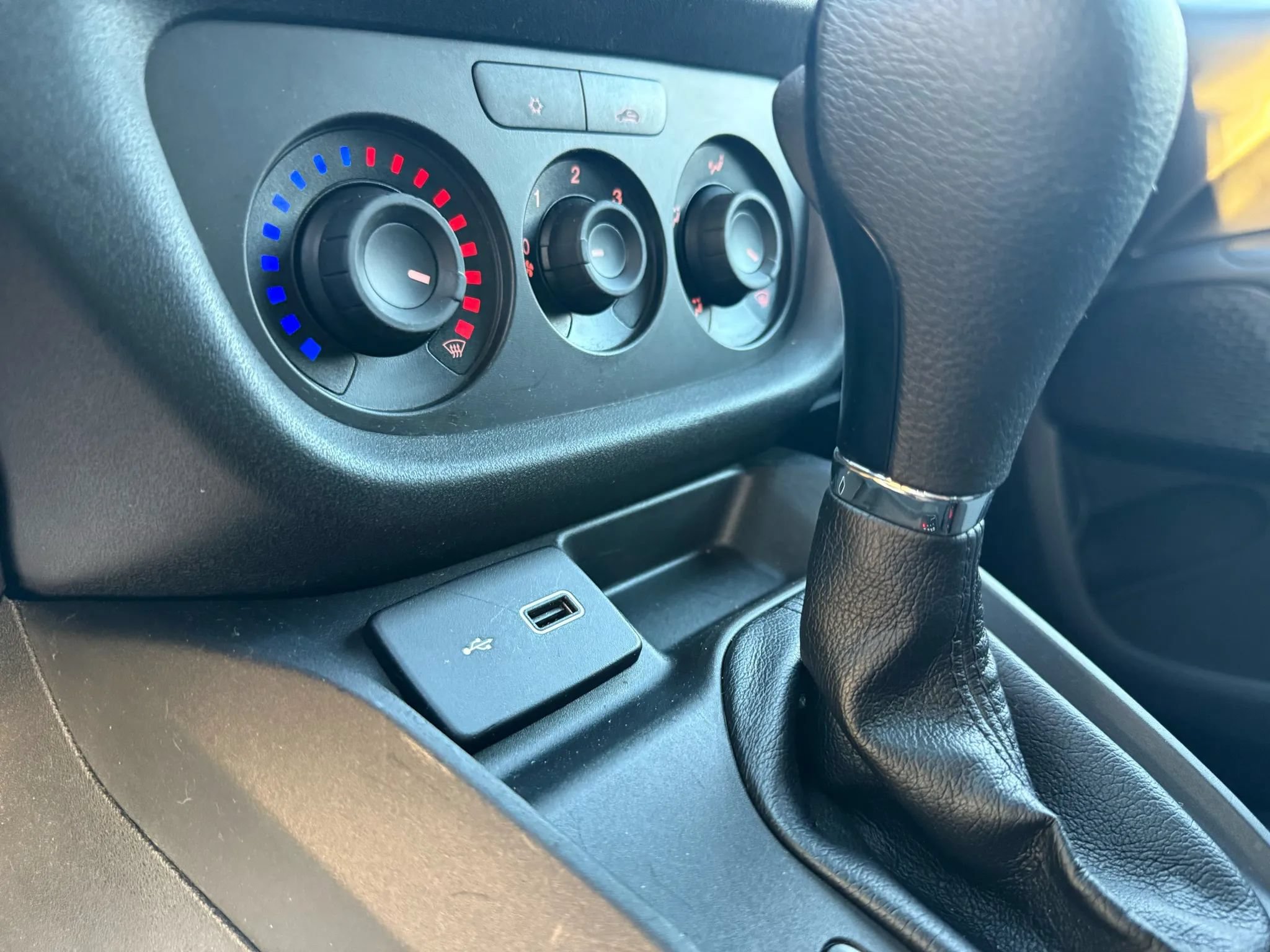 Used 2021 RAM ProMaster City Tradesman w/ Window Group 09 FWD image 42