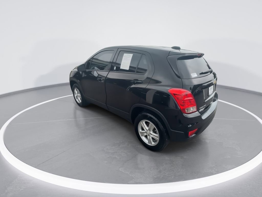 Used 2021 Chevrolet Trax LS AWD/4WD image 6