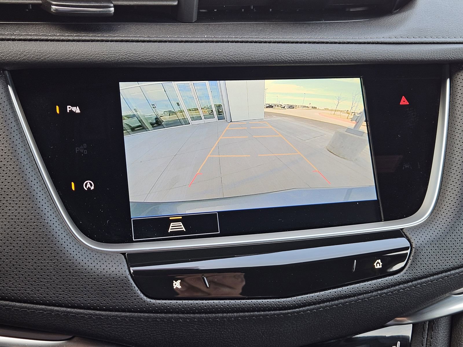 New 2026 Cadillac XT5 Luxury image 20