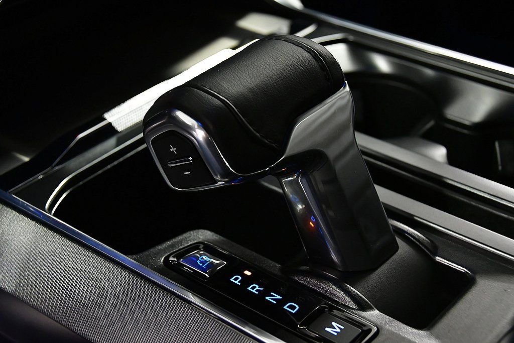 Used 2025 Ford F150 Platinum image 26