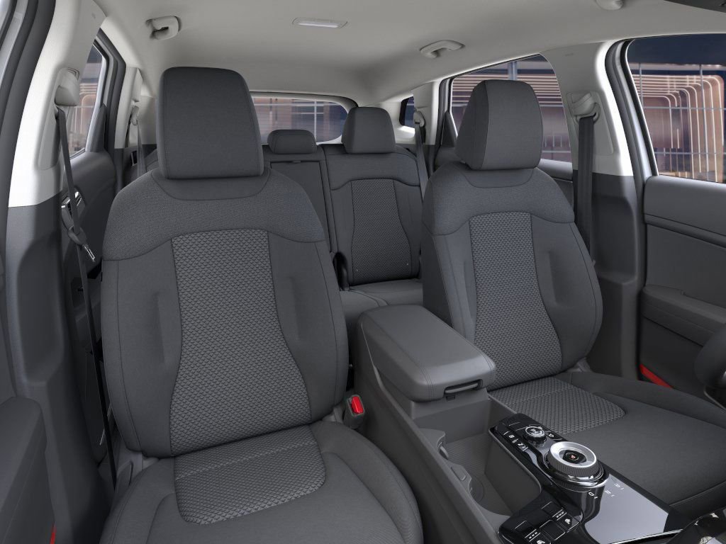 New 2025 Kia Sportage LX image 15