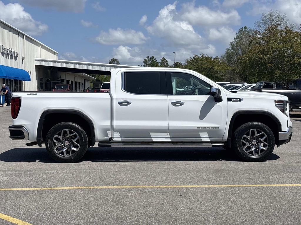 Used 2024 GMC Sierra 1500 SLT w/ SLT Premium Package AWD/4WD image 5