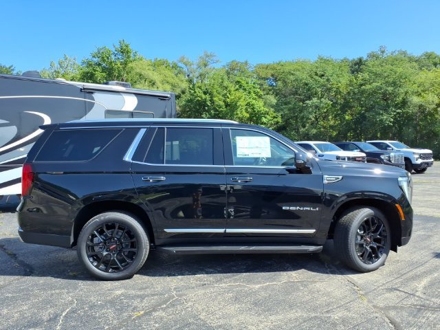 New 2026 GMC Yukon Denali w/ Advanced Technology Package AWD/4WD image 4