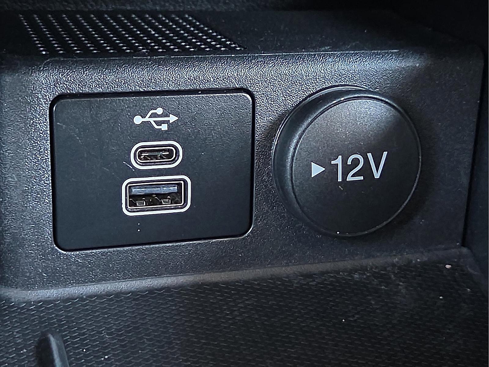 Used 2024 Ford Escape Active w/ Cold Weather Package image 19