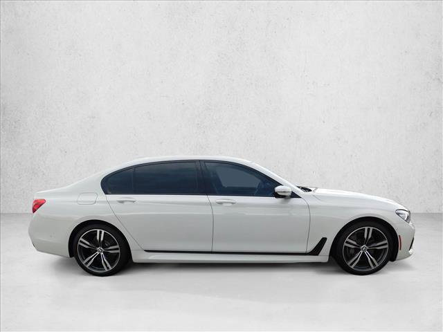 Used 2018 BMW 740i RWD image 7