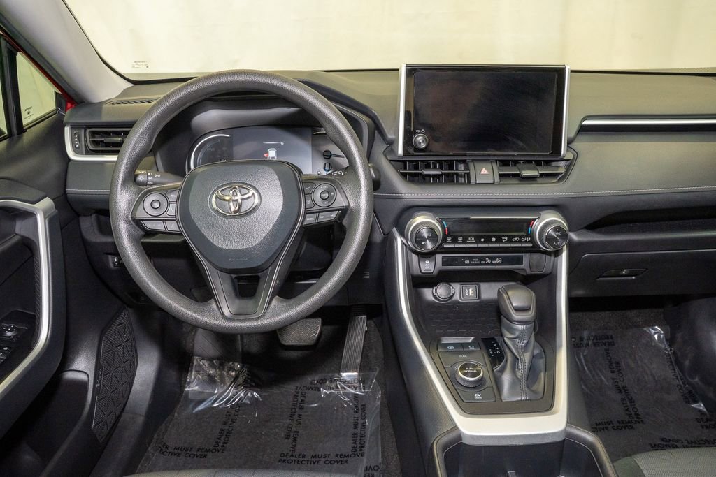 Used 2024 Toyota RAV4 XLE image 6