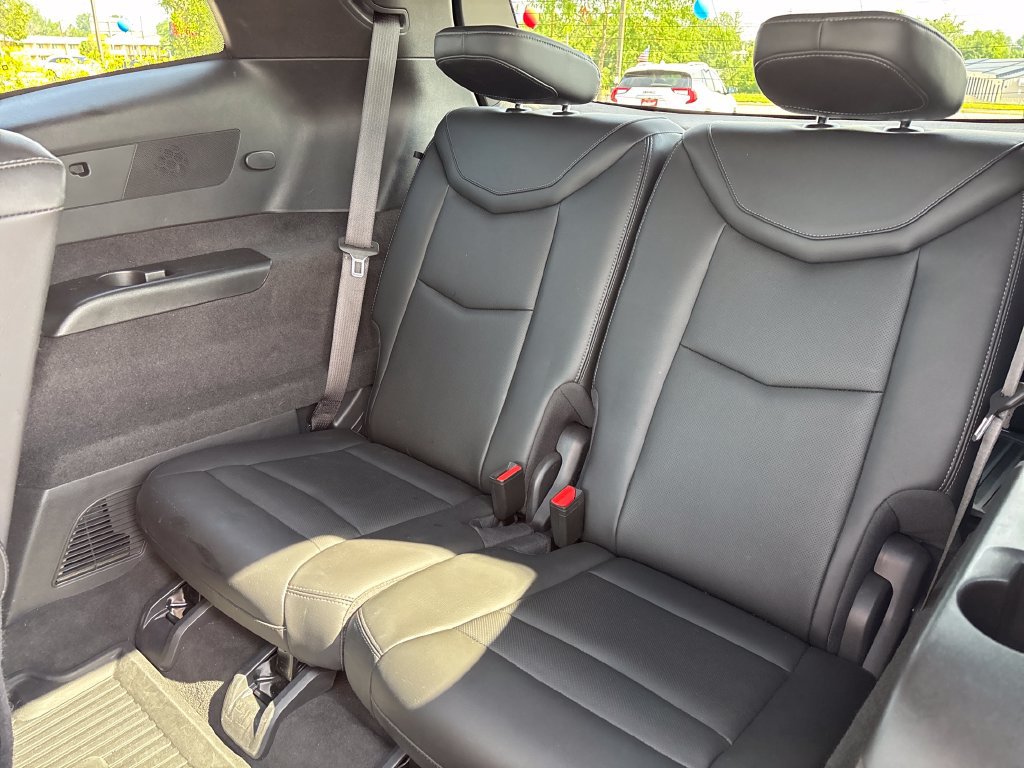 Used 2024 Cadillac XT6 Premium Luxury AWD/4WD image 30