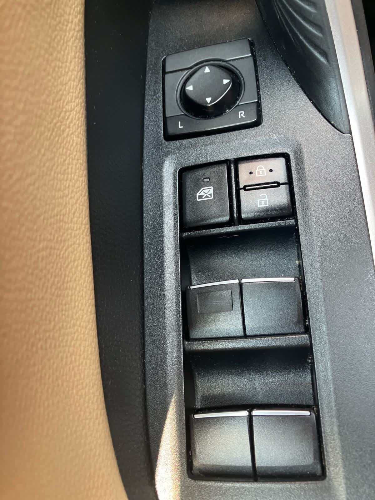 Certified 2020 Toyota RAV4 Limited AWD/4WD image 14
