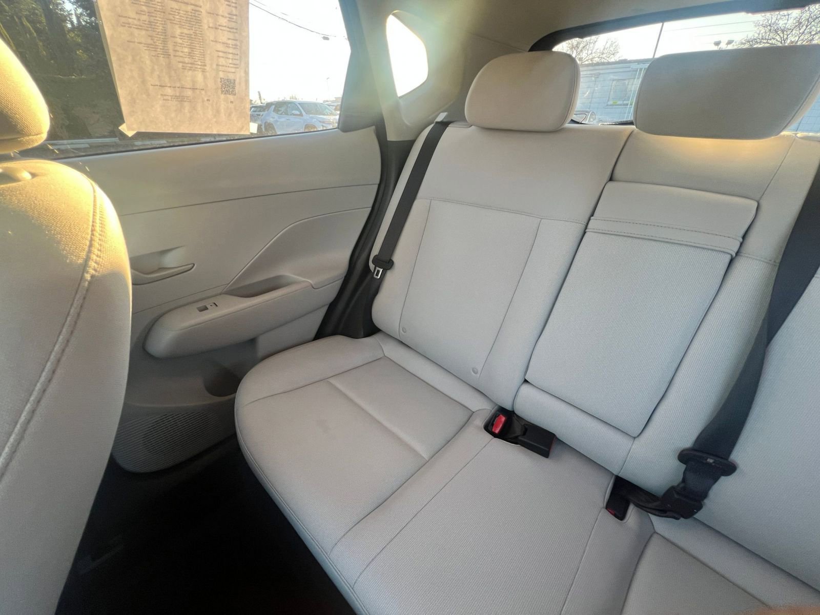 Used 2025 Hyundai Kona SEL image 39