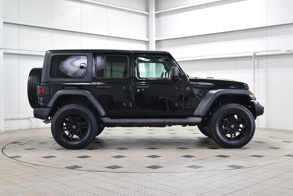 Used 2024 Jeep Wrangler Unlimited Sport AWD/4WD image 8