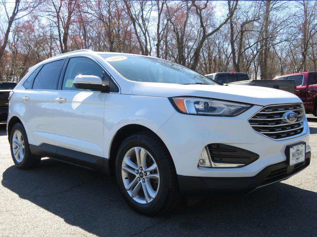 Used 2019 Ford Edge SEL w/ Equipment Group 201A AWD/4WD image 3