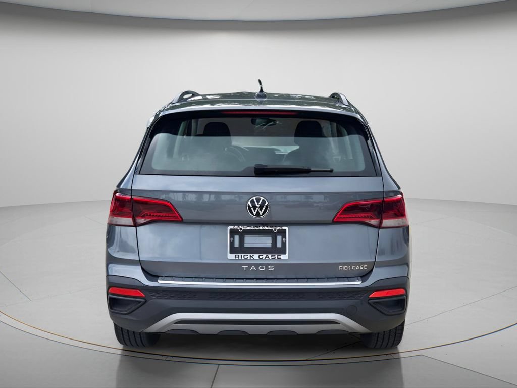 Certified 2024 Volkswagen Taos S FWD image 5