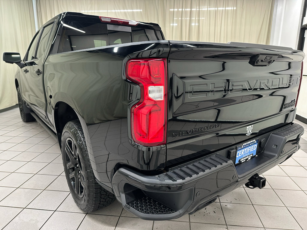 Certified 2026 Chevrolet Silverado 1500 High Country w/ Midnight Edition AWD/4WD image 11