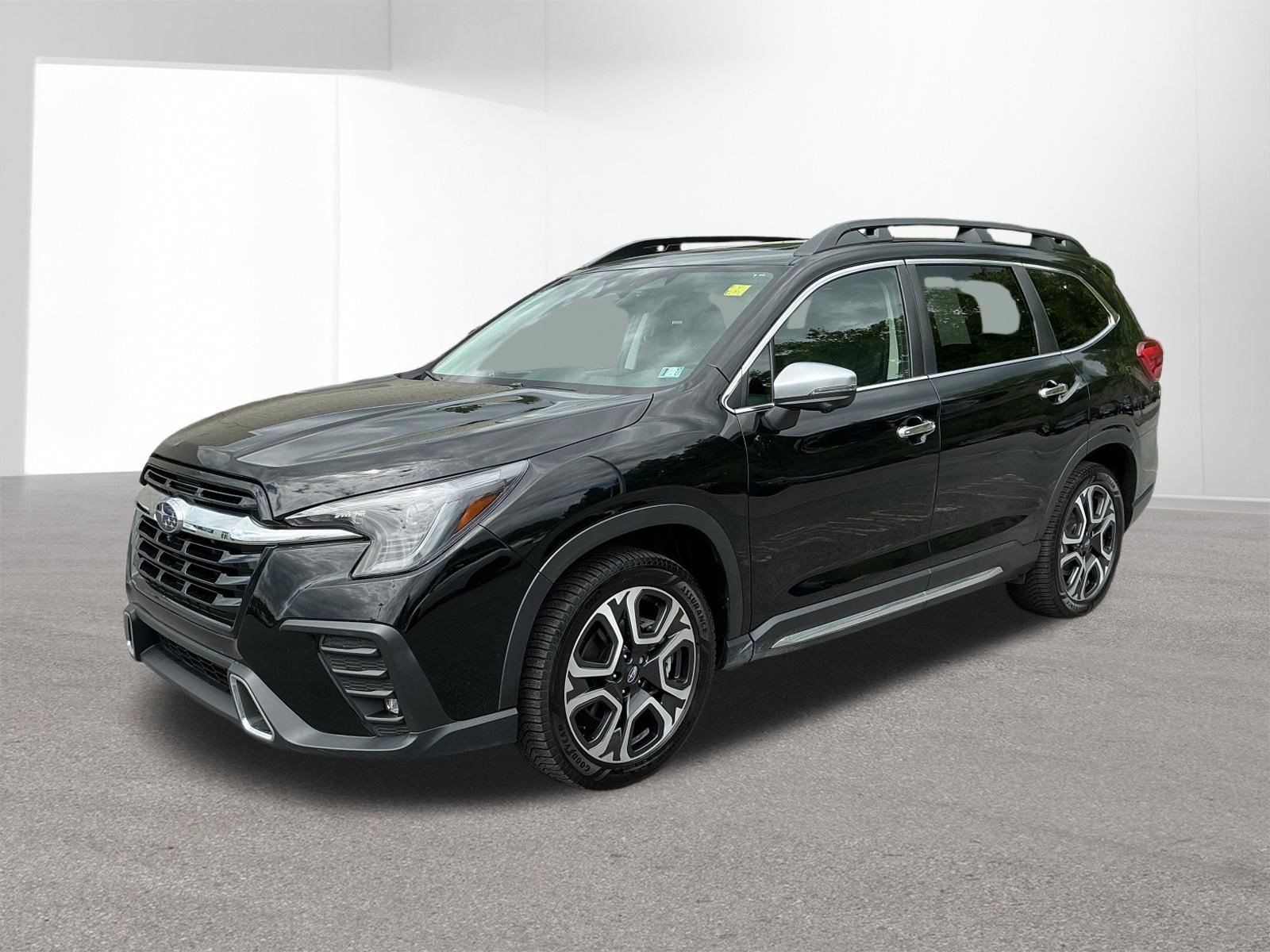 Used 2023 Subaru Ascent Touring AWD/4WD image 7