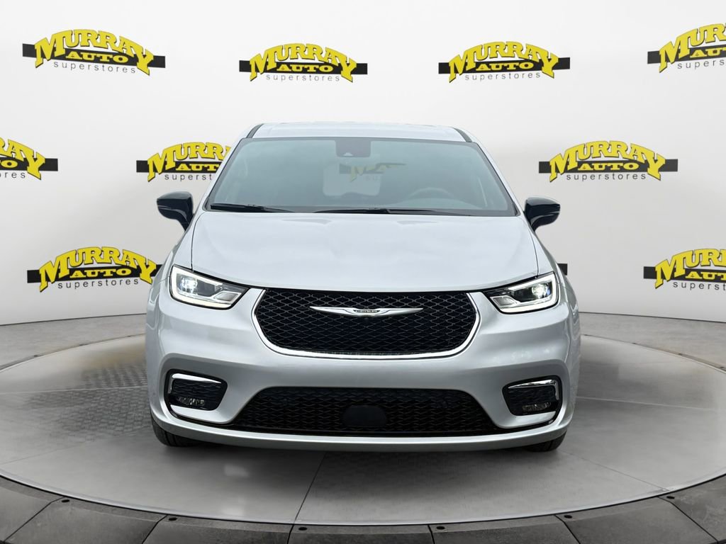 New 2026 Chrysler Pacifica Select FWD image 8