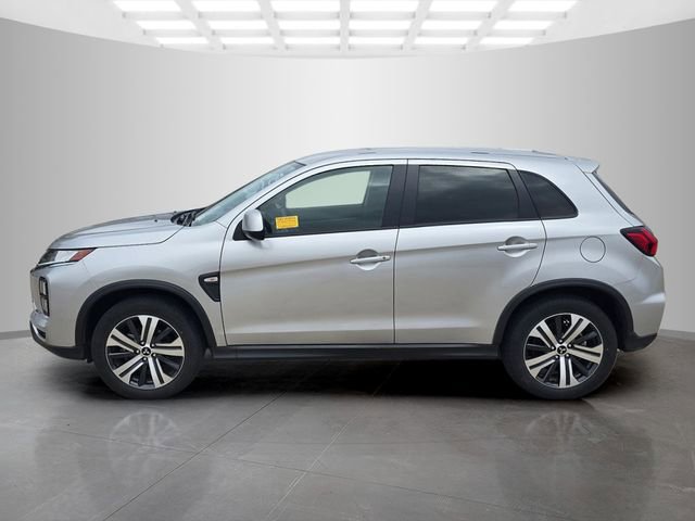 Used 2025 Mitsubishi Outlander Sport ES AWD/4WD image 4