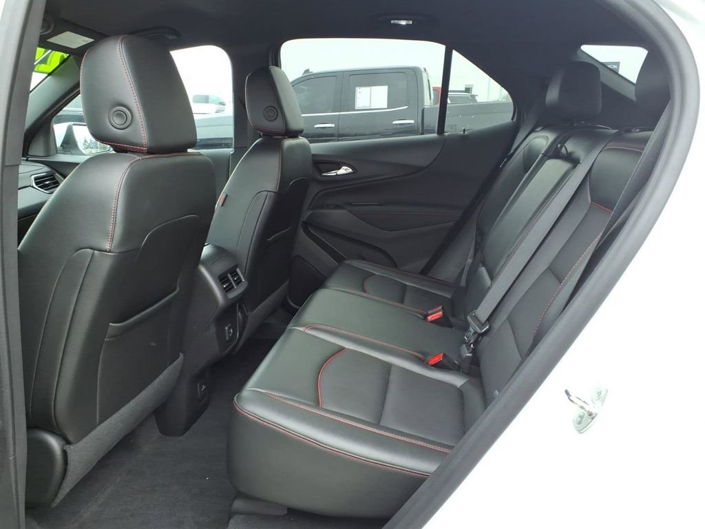 Certified 2024 Chevrolet Equinox RS w/ RS Leather Package image 9