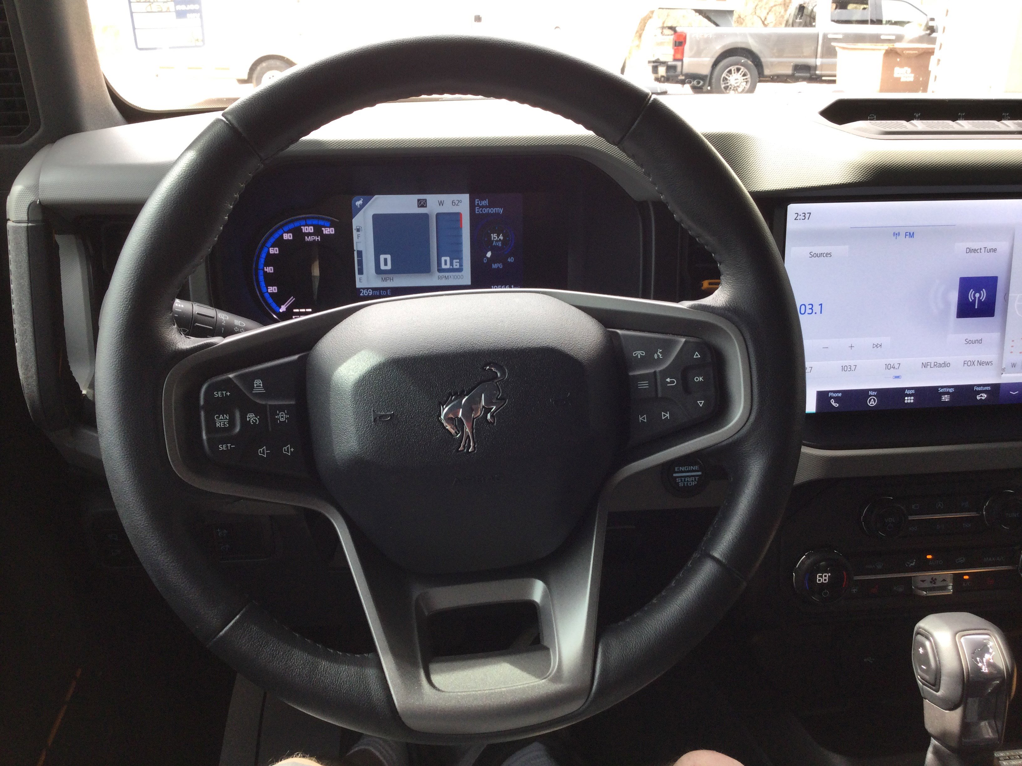 Used 2023 Ford Bronco Badlands image 18