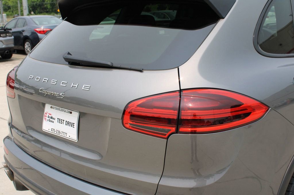 Used 2018 Porsche Cayenne S image 24