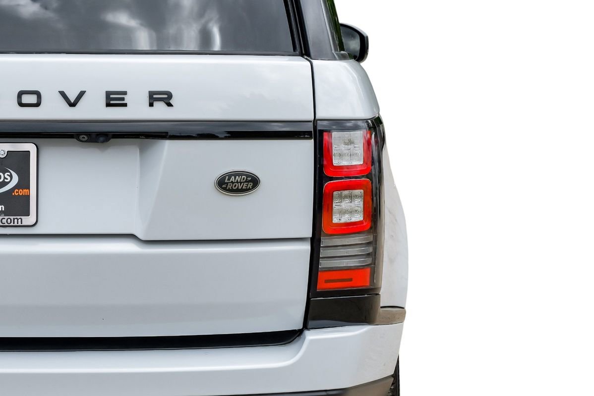 Used 2017 Land Rover Range Rover Supercharged image 54