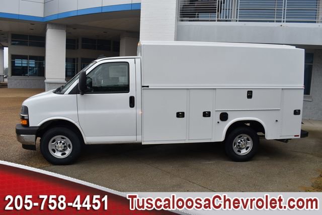 New 2025 Chevrolet Express 3500 w/ Power Convenience Package RWD image 6