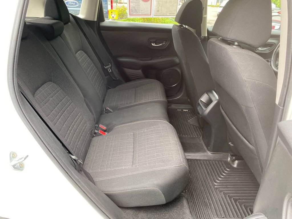 Used 2023 Honda HR-V LX image 26