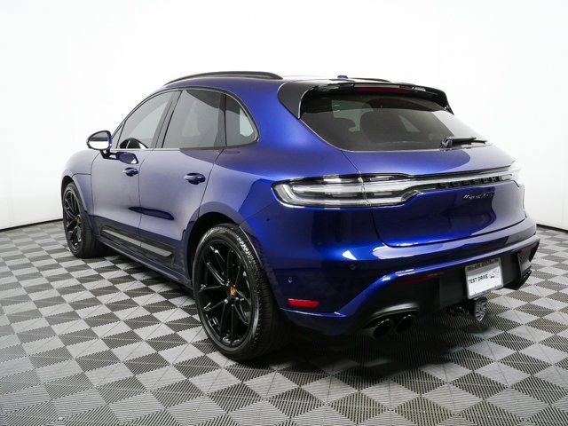 Used 2025 Porsche Macan GTS AWD/4WD image 32