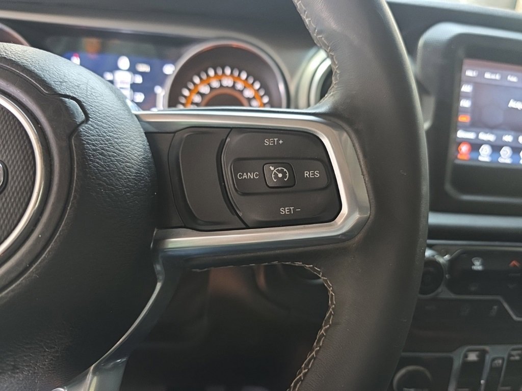 Used 2019 Jeep Wrangler Unlimited Sahara image 26