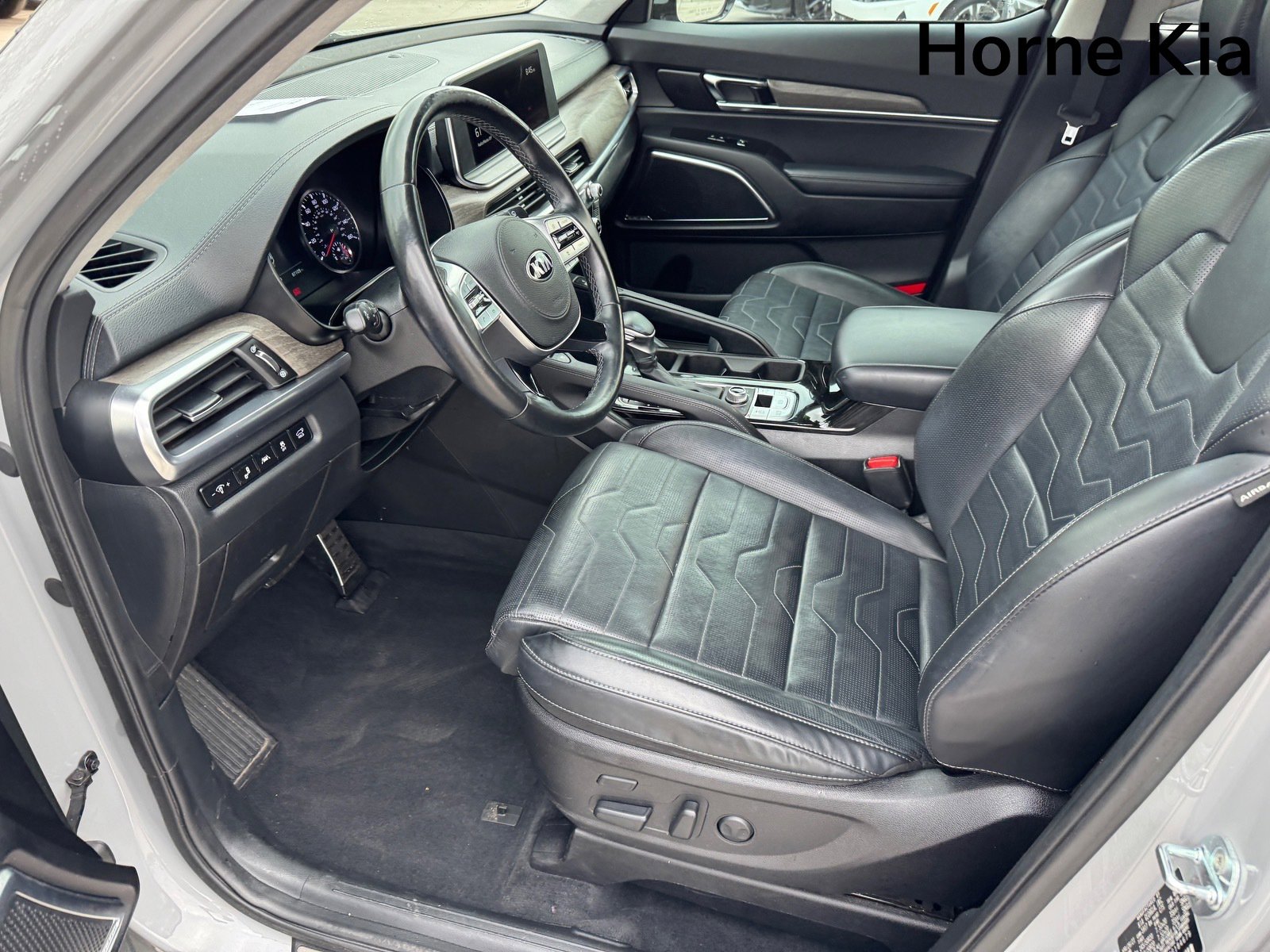 Used 2021 Kia Telluride SX w/ SX Prestige Package image 9