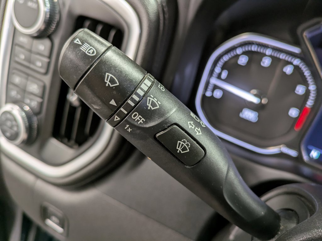 Used 2022 GMC Sierra 1500 Denali w/ Driver Alert Package II image 17