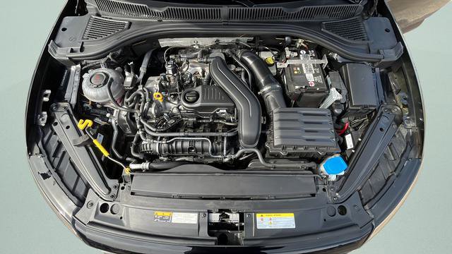 Used 2023 Volkswagen Jetta Sport image 29