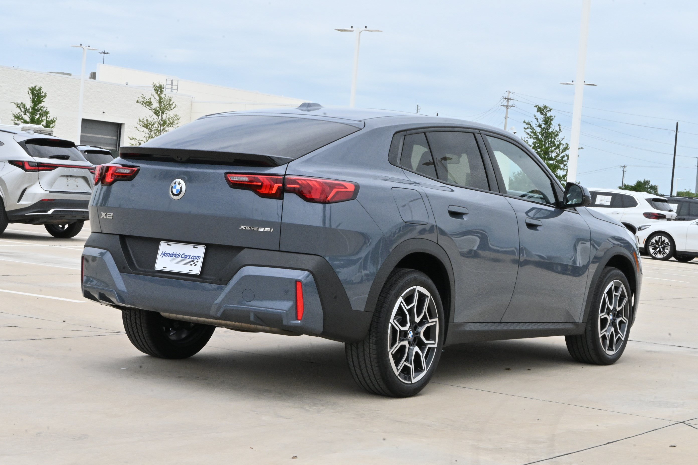 Certified 2026 BMW X2 xDrive28i AWD/4WD image 9