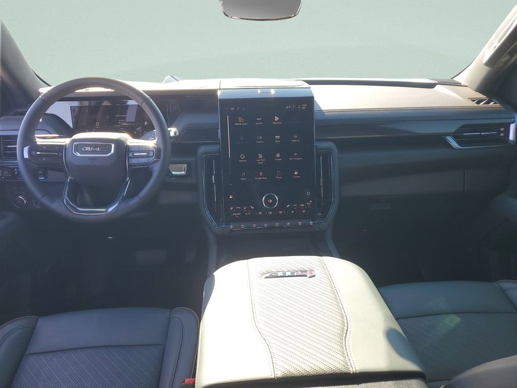 Used 2025 GMC Yukon AT4 w/ AT4 Premium Package image 14