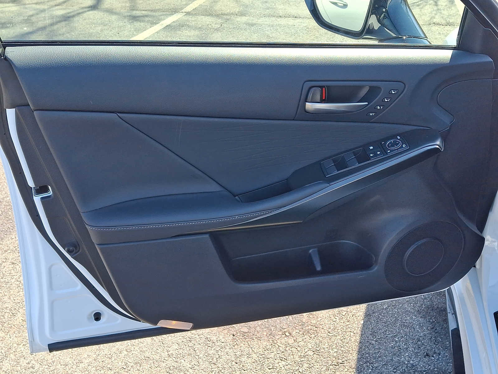 Used 2025 Lexus IS 350 F Sport image 13