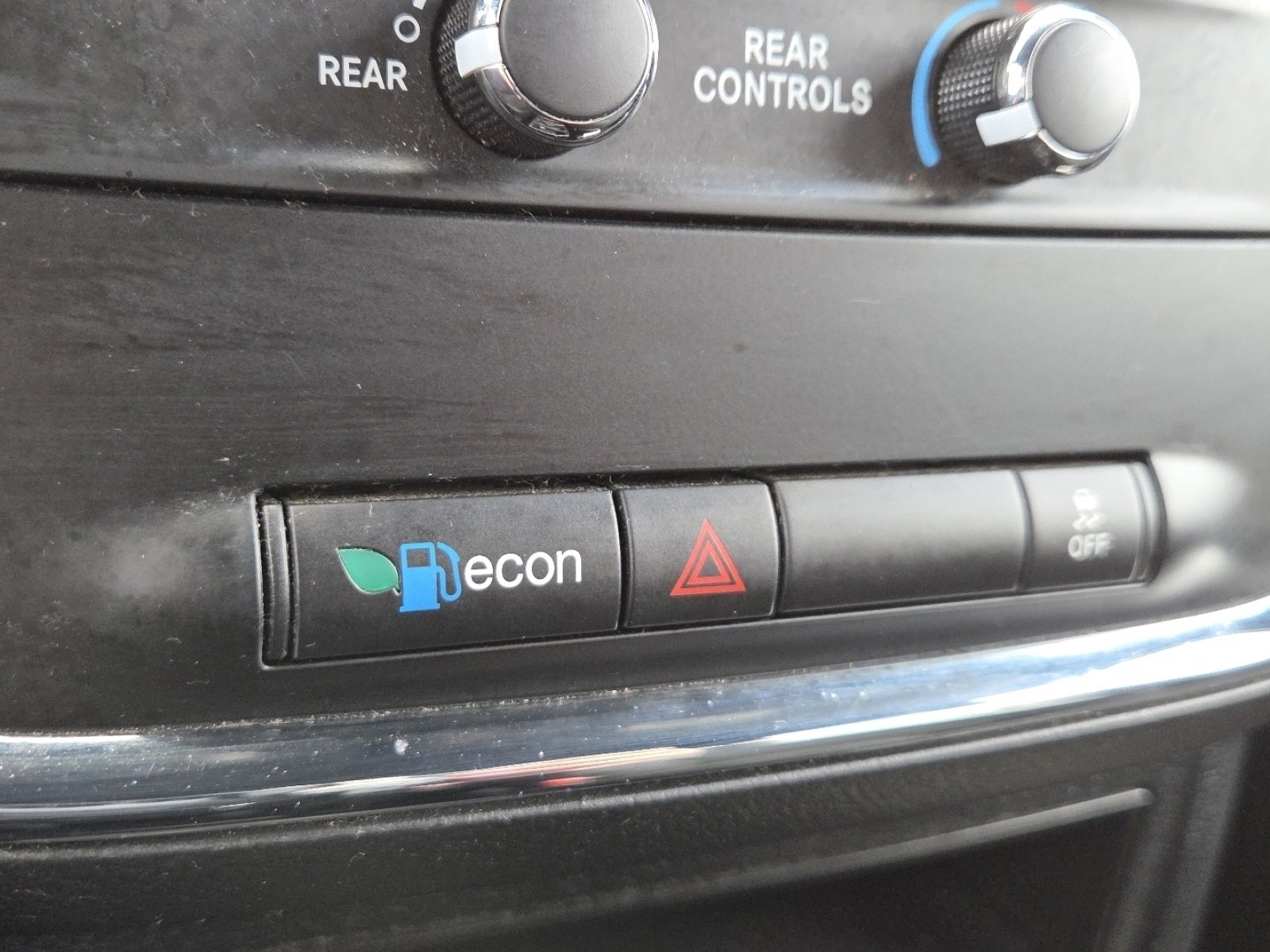 Used 2015 Dodge Grand Caravan SE w/ Quick Order Package 29E SE image 7