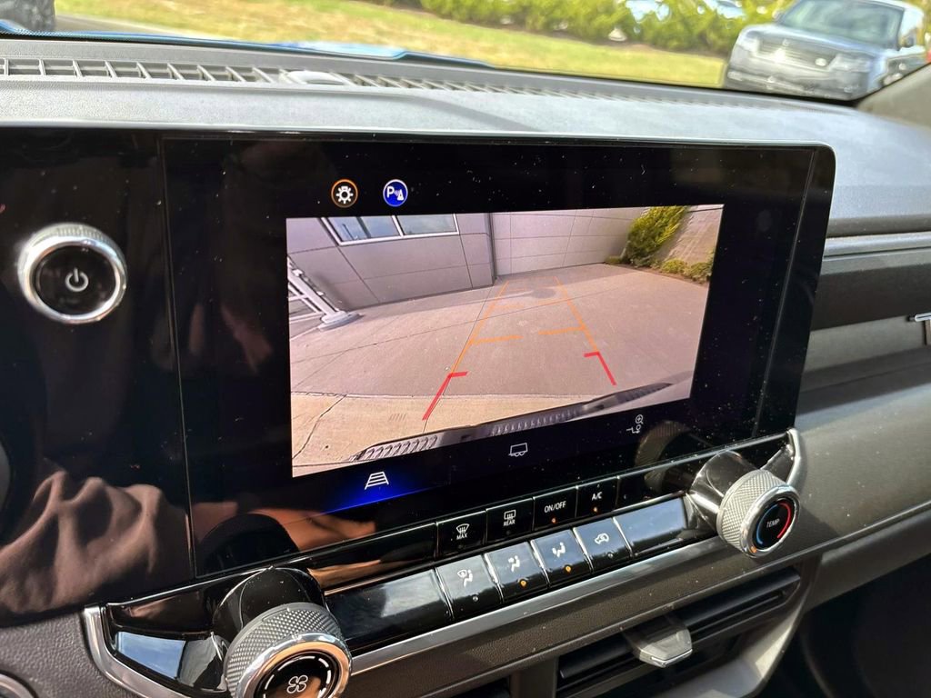 Used 2024 Chevrolet Colorado Trail Boss w/ Advanced Trailering Package image 20