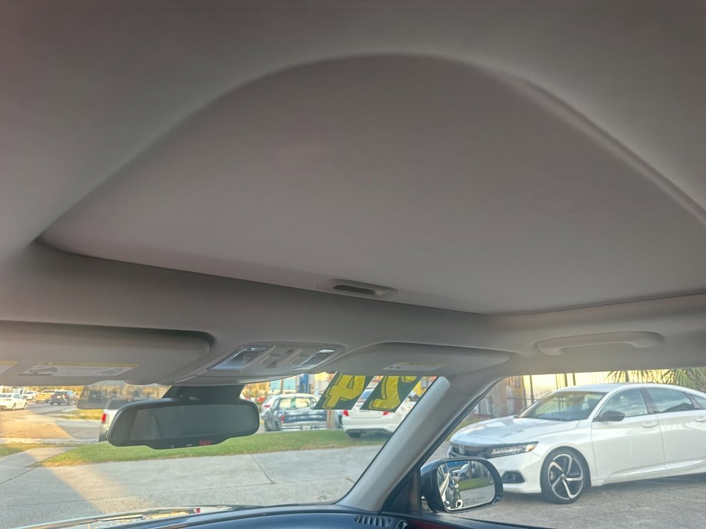 Used 2024 Kia Soul GT-Line image 16