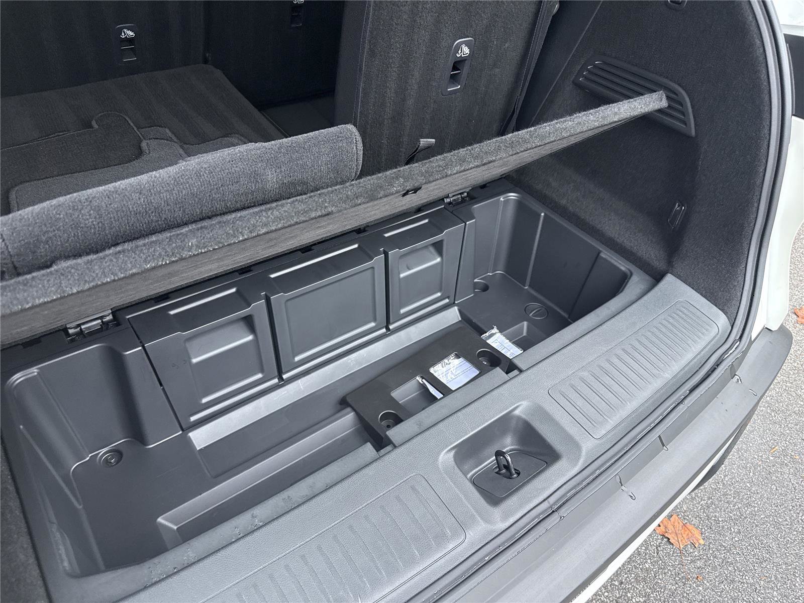 Certified 2025 INFINITI QX60 Luxe w/ Vision Package image 28